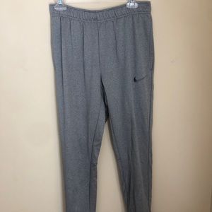 men’s nike joggers